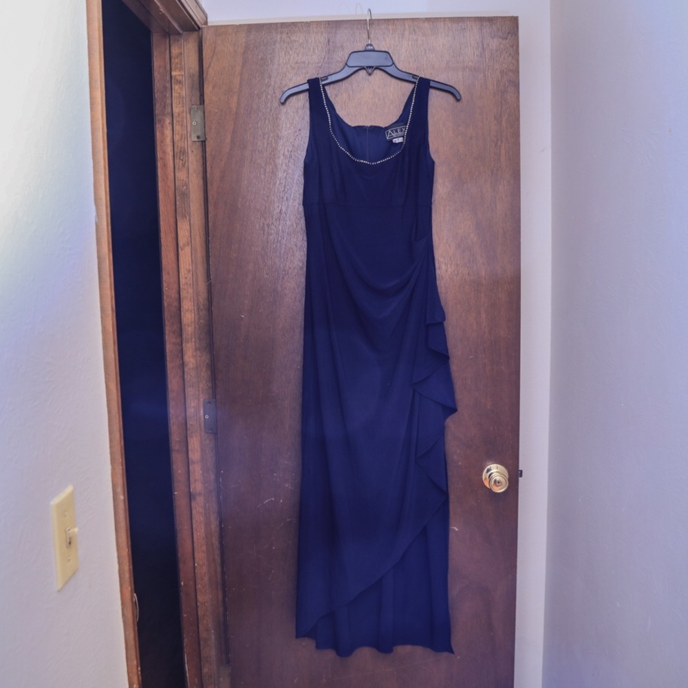 Alex Gown/Dress